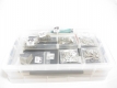 PREMIUM MakerBeam Starter Kit (mit Kernloch & Gewindebohrung - Aluminium schwarz eloxiert, in Aufbewahrungsbox)